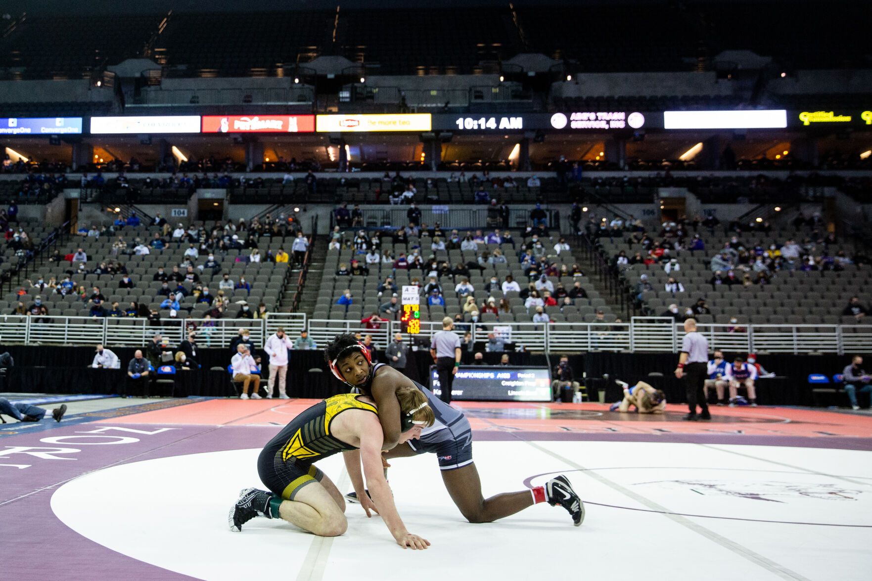 021821-owh-spo-statewrestling-ar09.JPG